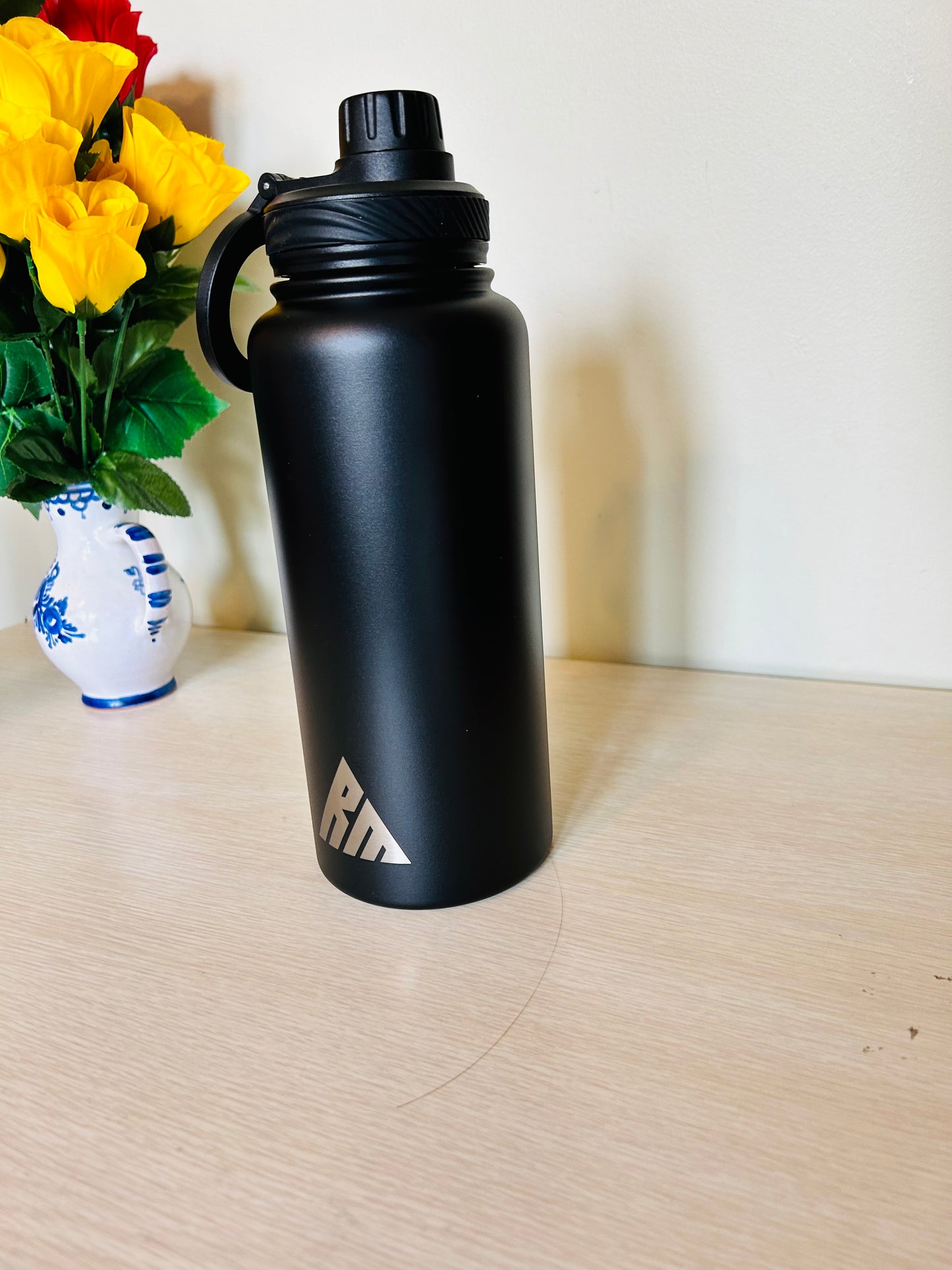 RM Brand Stainless Steel Tumbler - Premium Thermal Insulation